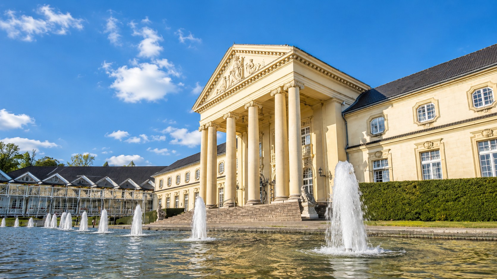 Eurogress Aachen and surrounding park